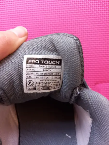 Botasky Pro Touch vel. 32 9