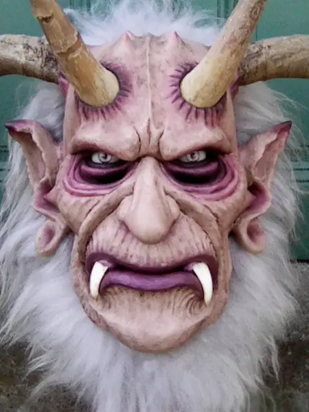Strašidelná maska čerta Krampus