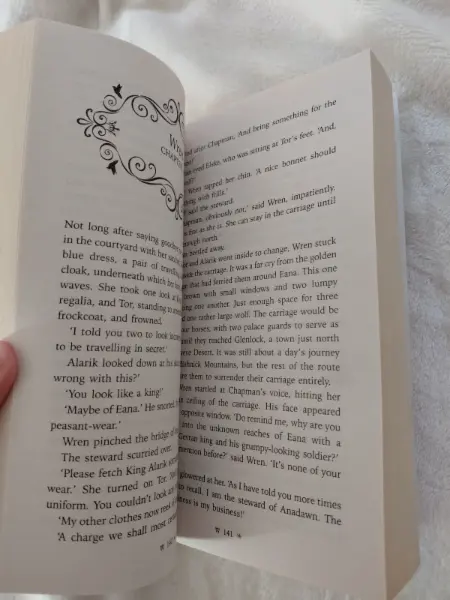 Burning Crowns – Catherine Doyle & Katherine Webber 2
