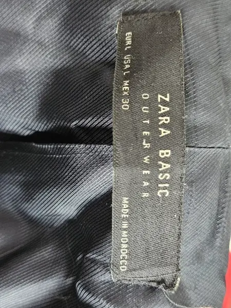 Elegantní vlněný kabát Zara 3