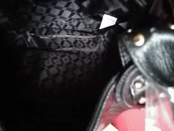 Nová kožená kabelka 9