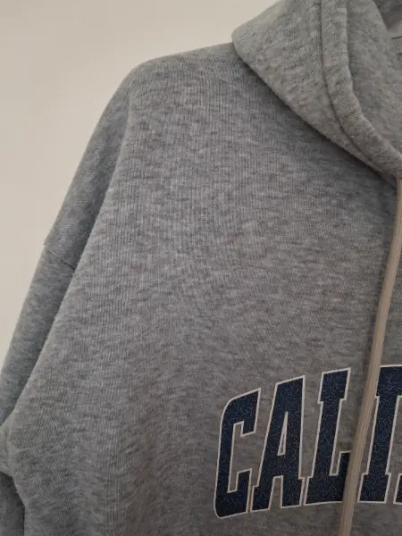 Šedá mikina s kapucí vel. M 2