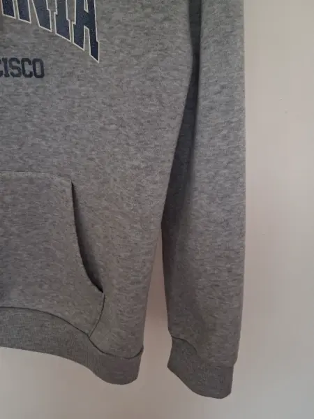 Šedá mikina s kapucí vel. M 6