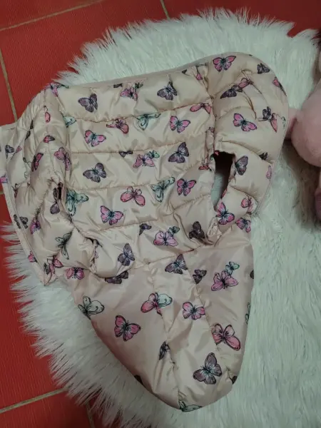 Dětská vesta s motýlky 2