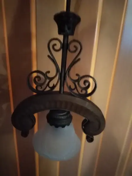 Rustikální lustr 2