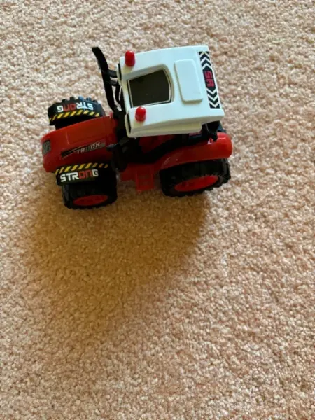 Dětský traktor Strong