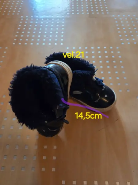 Dětské zimní boty s kožíškem, vel. 21