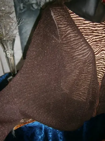 Třpytivý svetřík s netopýrem 10