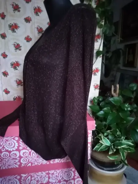 Třpytivý svetřík s netopýrem 9