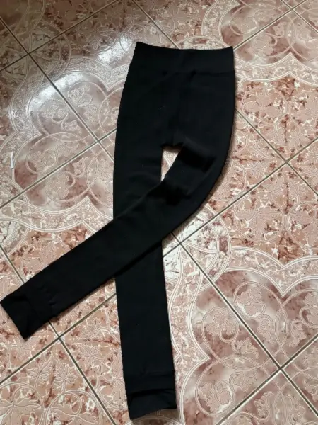 Černé zateplené dámské legíny vel. L 2