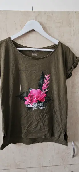 Dámské tričko Esmara khaki s květinovým motivem S 36/38