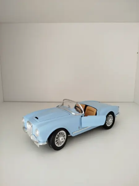 Model auta Lancia Aurelia B24 Spider 1955 Bburago 3