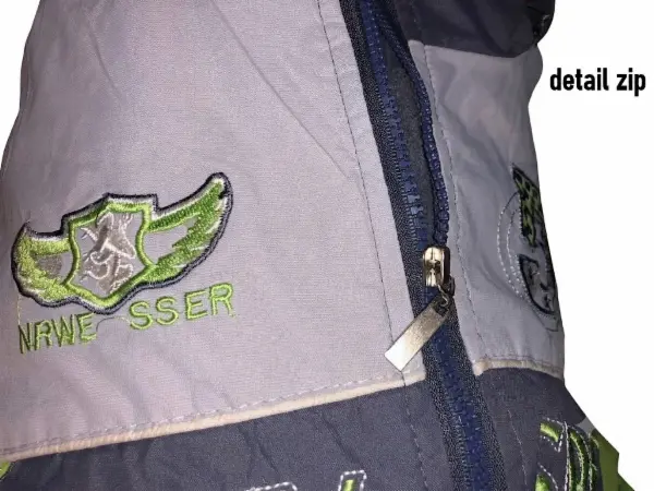 Nošená zelená / šedá zimní bunda pro kluka 5y 10