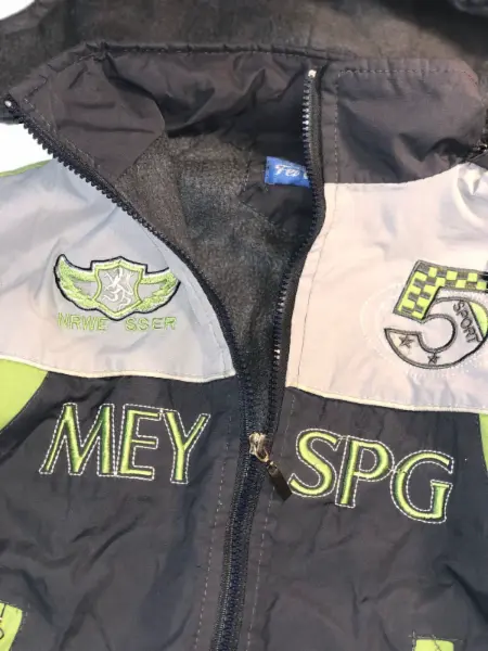 Nošená zelená / šedá zimní bunda pro kluka 5y 7