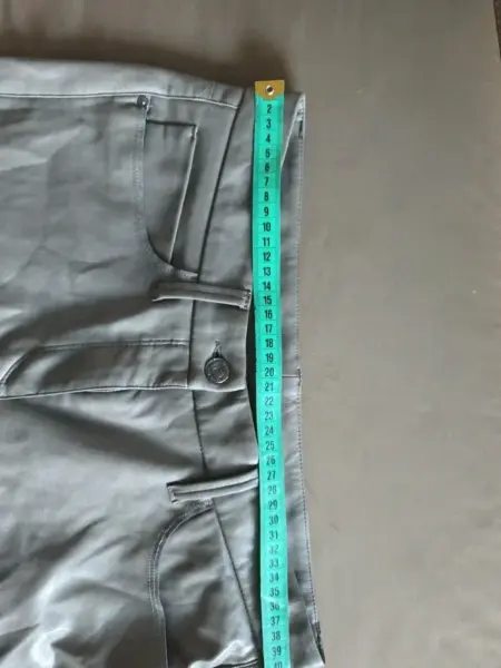 Dámské koženkové kalhoty  8