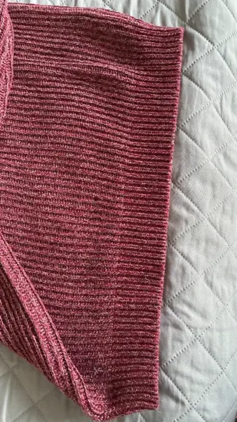 Dámský vínový svetr H&M Basic 8