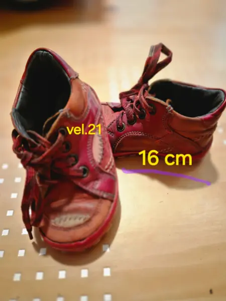 Dětské kožené boty, vel. 21