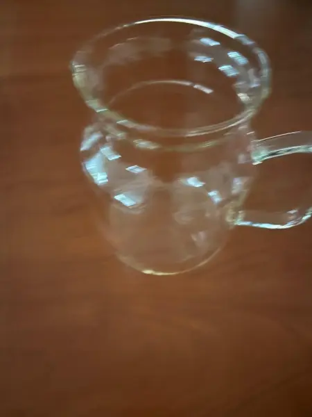 Skleněný džbán 3