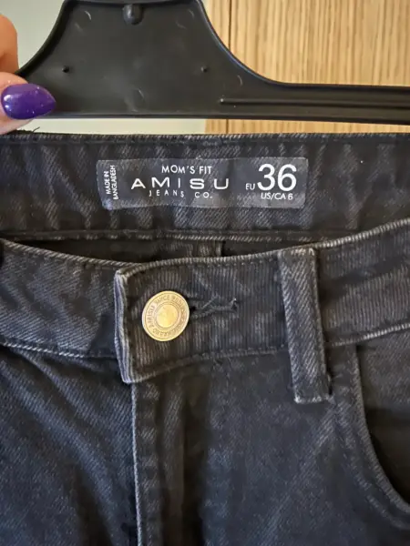 Černé džíny Amisu Mom's Fit, vel. 36 6