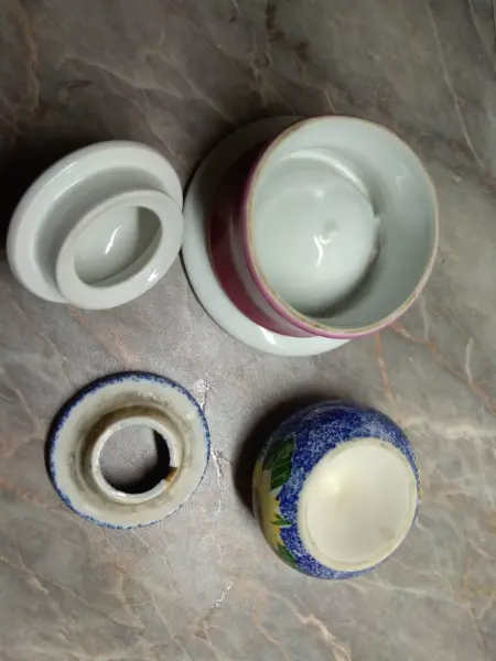 Porcelánové popelníky 4