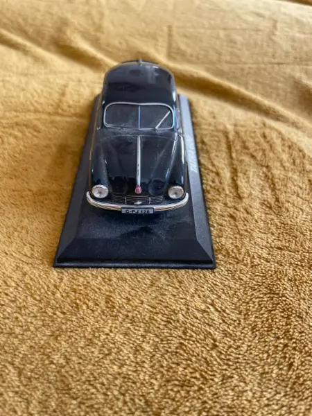 Sběratelský model Tatra 600