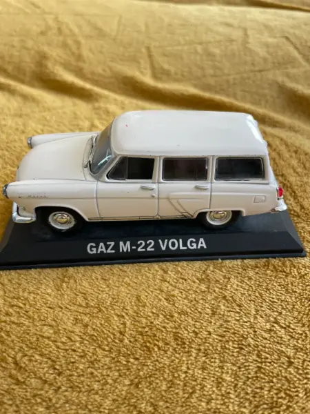 Model auta GAZ M-22 Volga 2