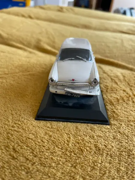 Model auta GAZ M-22 Volga