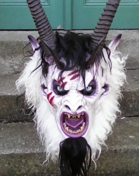 Strašidelná maska čerta Krampus 2