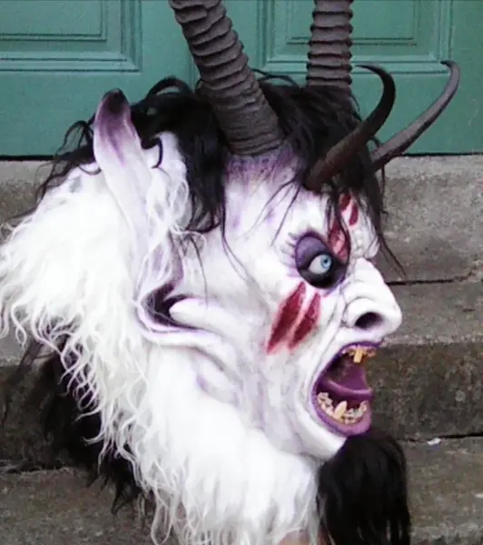 Strašidelná maska čerta Krampus 3