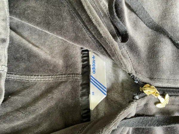 Semišová dámská mikina * Adidas * v. 38 5