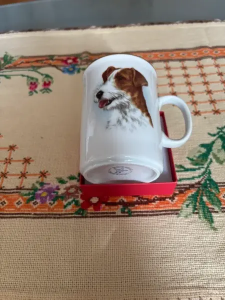 Hrnek s motivem hlavy pejska