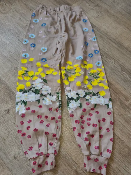 Dětské kalhoty Molo s květinovým vzorem, 152 5