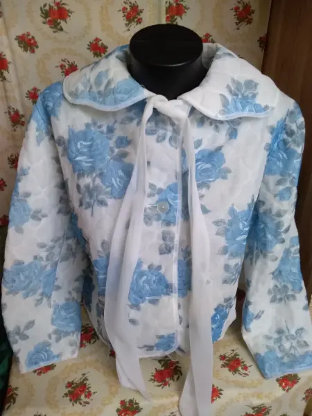 Noční košilky a kabátky 19