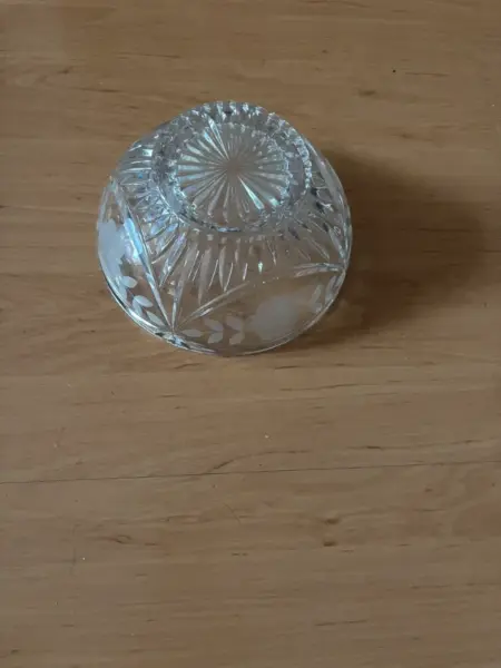 Hluboká skleněná mísa 3