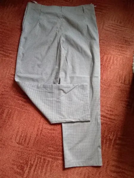 Kostičkované, pružné  kalhoty do pasu