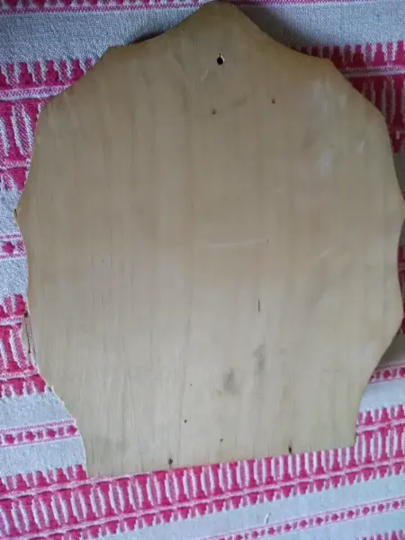 Dřevěný nástěnný držák na vařečky s malovaným dekorem 4