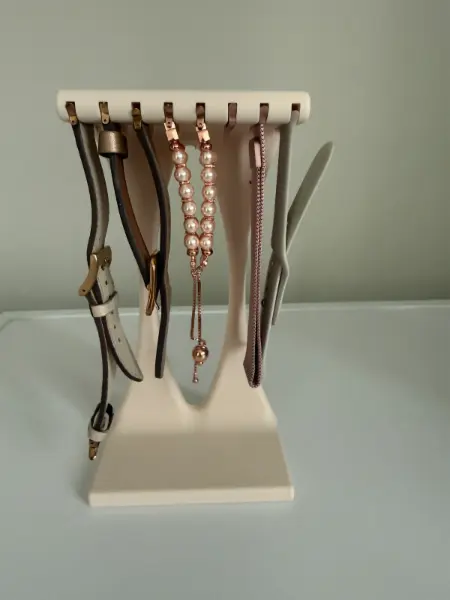 Stojan na řemínky k hodinkám Apple Watch 