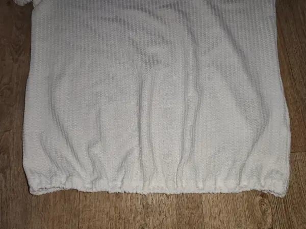 Dámské bílé tričko s krajkovými rukávy M 3