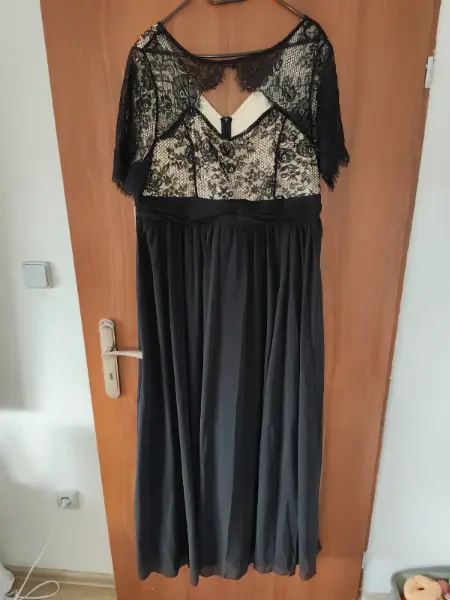Černé společenské šaty s krajkou, XL 4