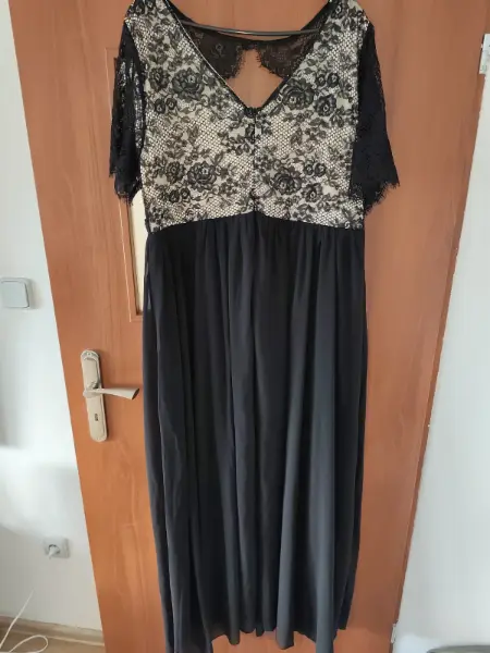 Černé společenské šaty s krajkou, XL 11