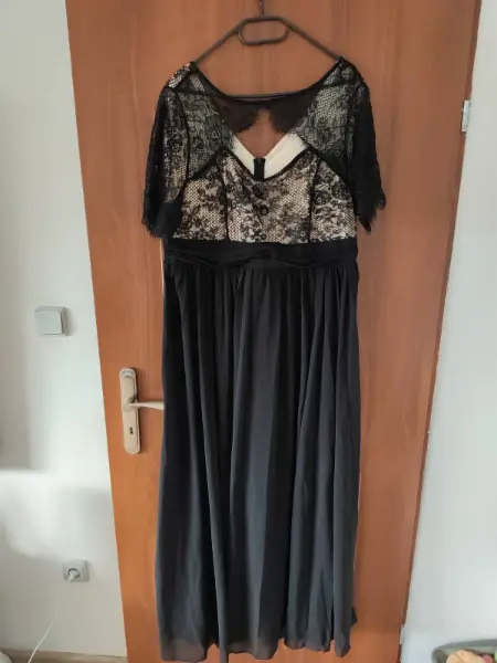 Černé společenské šaty s krajkou, XL