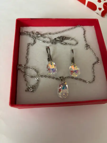 Luxusní souprava Swarovski Slza Crystal AB