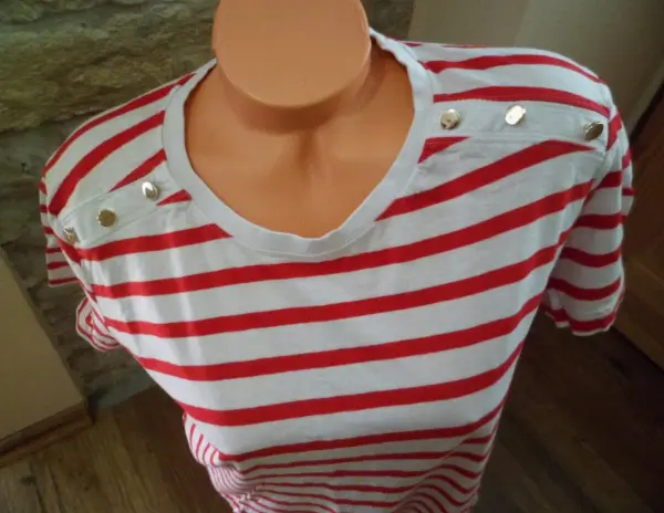 DÁMSKÉ TRIČKO vel. XL 2