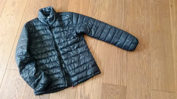 Černá prošívaná bunda H&M Sport, vel 164