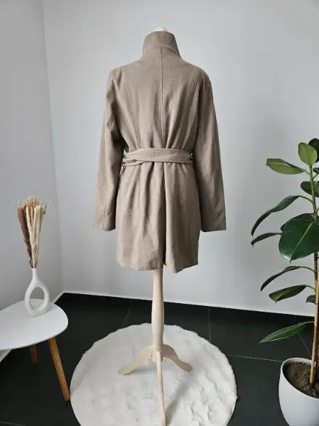 NOVÝ Kabát Vero Moda 2