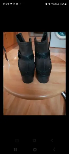 Kotnikove Tamaris 3