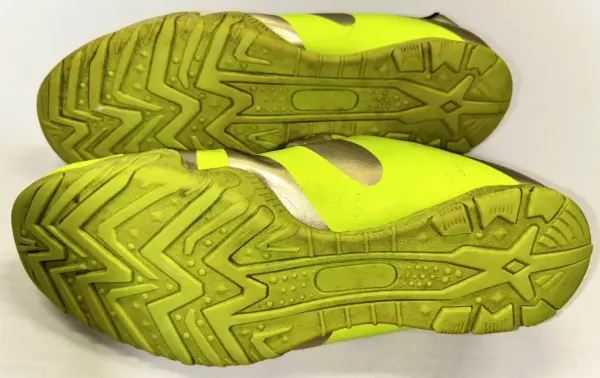 Nepřehlédnutelné chlapecké boty H&M – Zlato & Neon, vel. 39 7