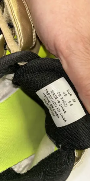 Nepřehlédnutelné chlapecké boty H&M – Zlato & Neon, vel. 39 12
