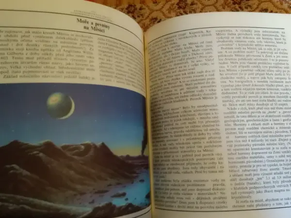 Kniha: Sto astronomických omylů uvedených na pravou míru 9
