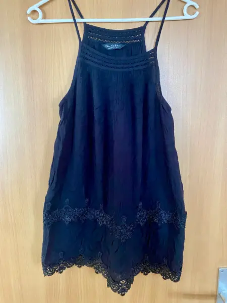 Černé dámské tílko Miss Selfridge s krajkou